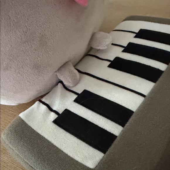 Gund Pusheen Keyboard Plush New with Tag 9.5 Inch Tall BAM! Exclusive RARE - Picture 2 of 6